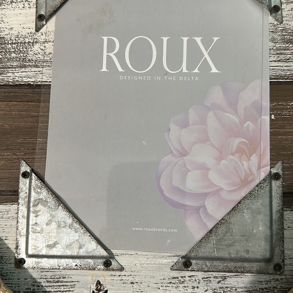 NWT picture frame crafted from reclaimed wood and metal. - Picture 3 of 5